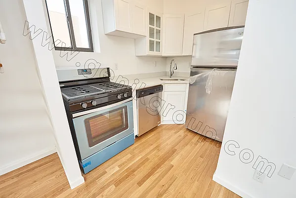 Rented by Genik Group Corp | media 15