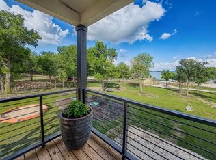 213 Meadow Pond Ct, Bridgeport, TX 76426