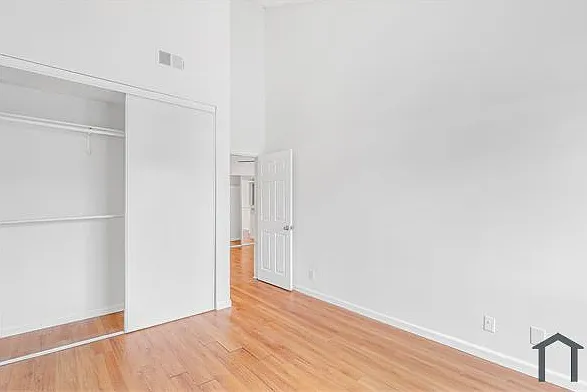 15603 Parthenia St #205 — Photo 9