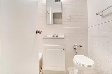 Rented by Algin Management