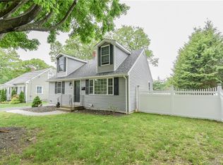 100 Samoset Ave, North Haven, CT 06473