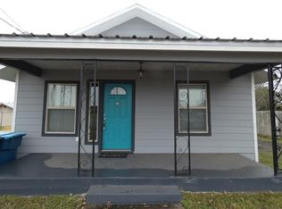 810 N Polk St, Beeville, TX 78102