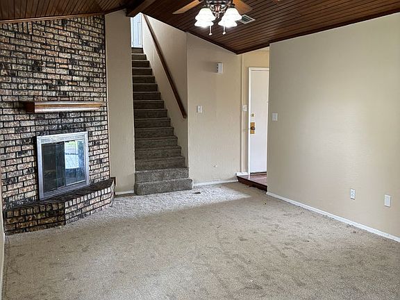 3rd image of 6512 N Park Dr