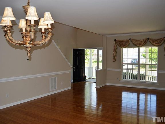 5th image of 1209 Marbank St