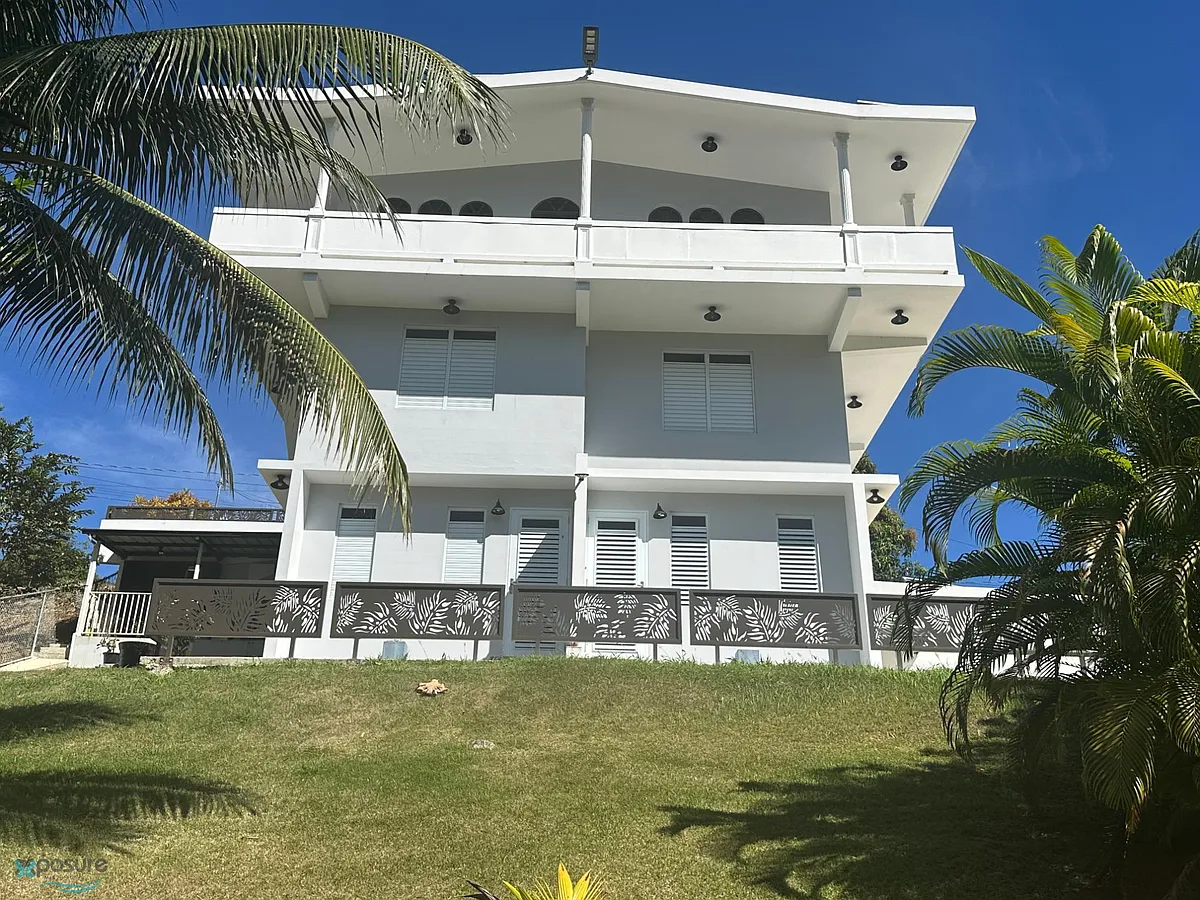 Building Photo - Na Aguada