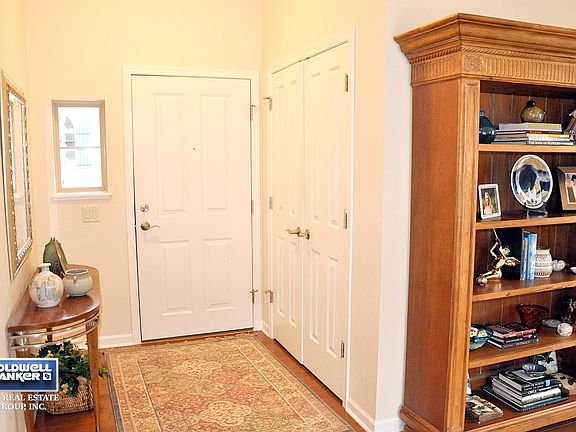 Lg Convenient Closet in Foyer