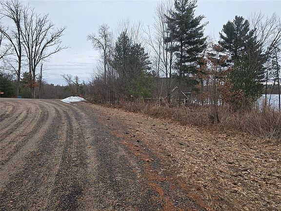 3rd image of 00 11 3/16 Avenue