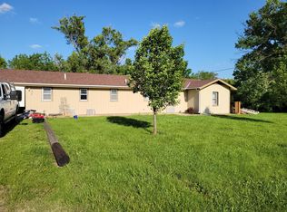 804 N Mulberry St, Eureka, KS 67045