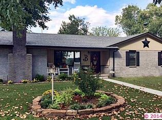 17006 W Mud Valley Rd, Tahlequah, OK 74464