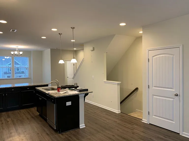 5310 Beckom St — Photo 3