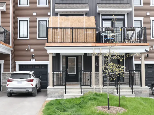 36 Stitch Mews, Ottawa, ON K0A 2Z0
