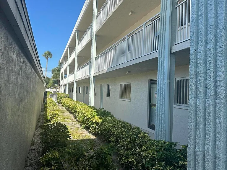 1595 N Atlantic Ave #108 — Photo 20