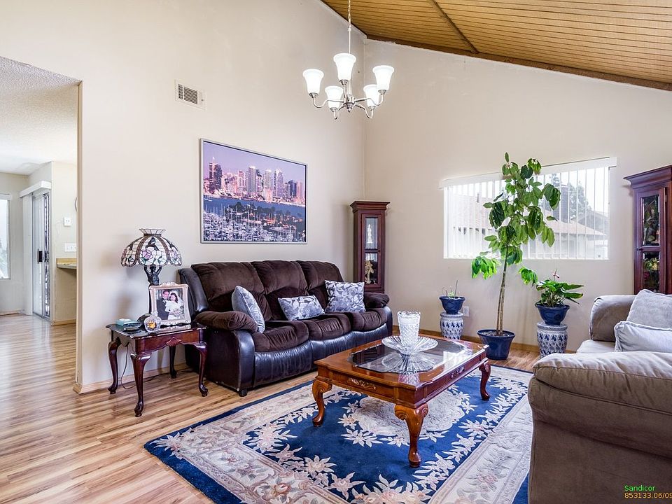 2nd image of 2888 Alta View Dr Unit A