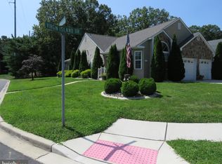 460 Virgin Island Dr, Williamstown, NJ 08094