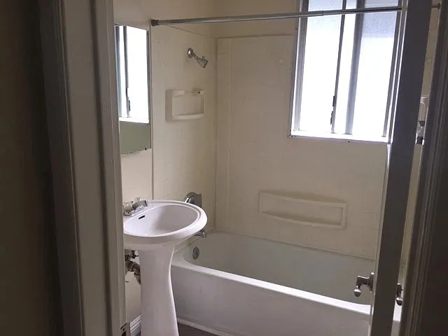 126.5 N Maple St #126.5 — Photo 8