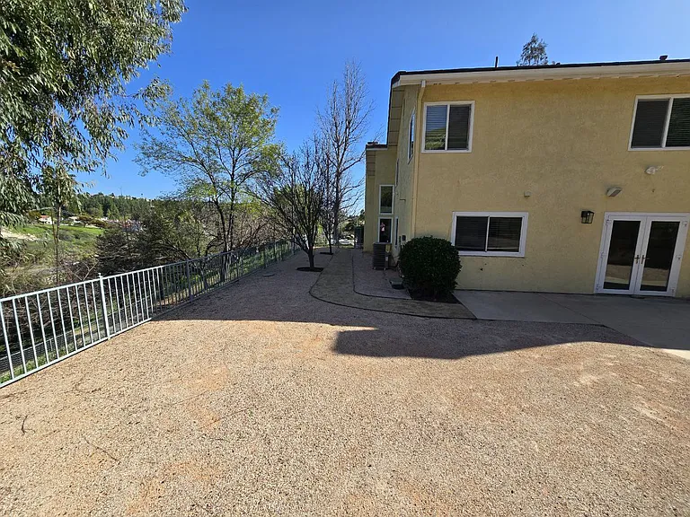 7169 Castle Peak Dr — Photo 48