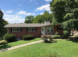 6121 Kirbury Ln, Knoxville, TN 37909