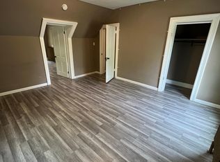 815 W 4th St #4, Red Wing, MN 55066