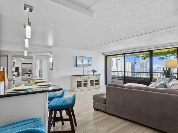 2333 Kapiolani Blvd, Honolulu, HI