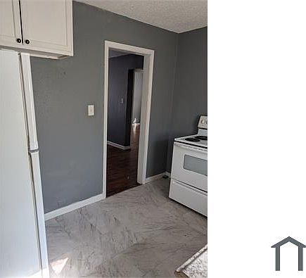 2nd image of 831 S San Pablo Ln #831