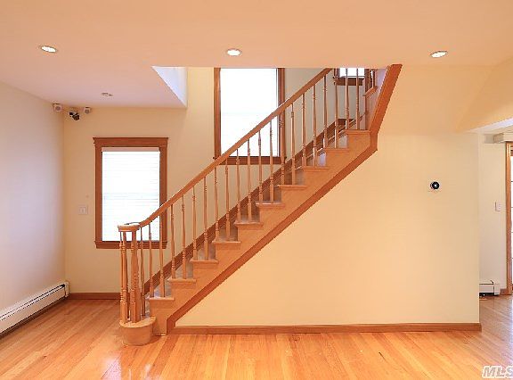 2nd image of 57 Nassau Ave