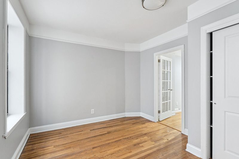 1st image of 324 E 61st St APT 2RE