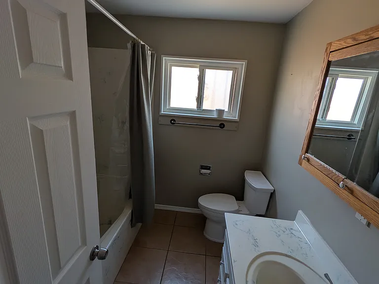 1015 Parsifal St NE — Photo 10