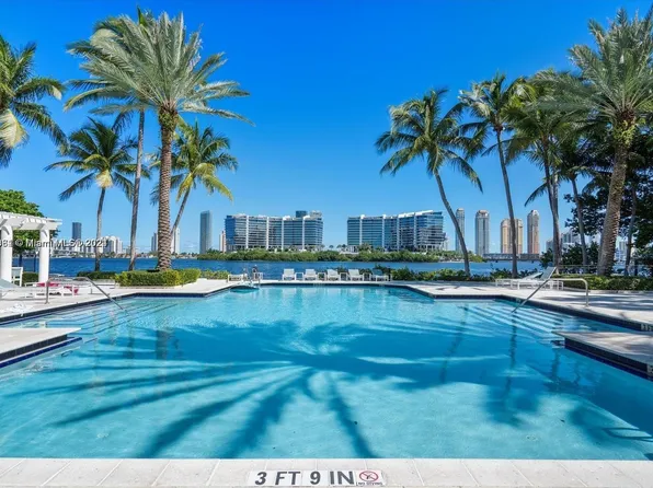 3175 NE 184th St APT 3103, Aventura, FL 33160