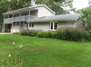 24834 Nighthawk Rd, Hudson, IL 61748