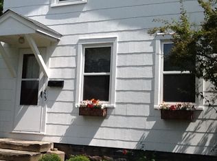 215 N Main St, Amherst, OH