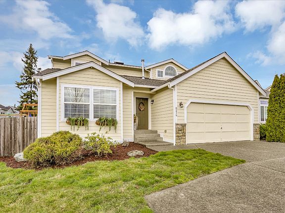 3rd image of 8219 184th Street Ct E