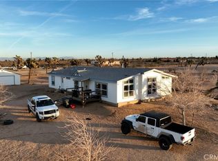 11617 Wolf Dr, Phelan, CA 92371