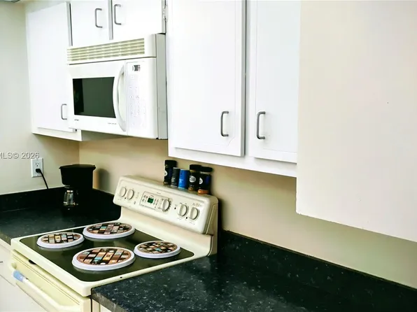 14623 Bonaire Blvd APT 704, Delray Beach, FL 33446
