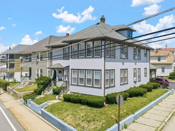 1124 Park Ave, Woonsocket, RI 02895