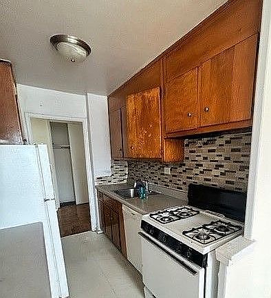 3rd image of 9801 67th Ave APT 5W
