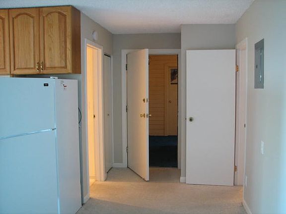5th image of 28600 N Mount Spokane Park Dr #101