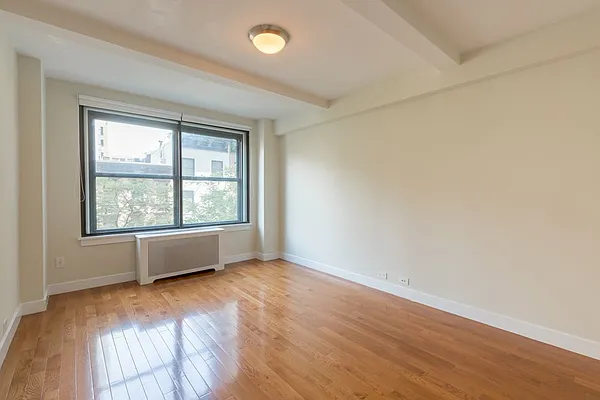 Rented by Stonehenge NYC LLC | media 3