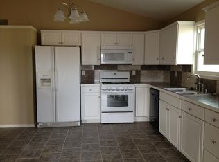 8831 E Hurst St, Wichita, KS 67210