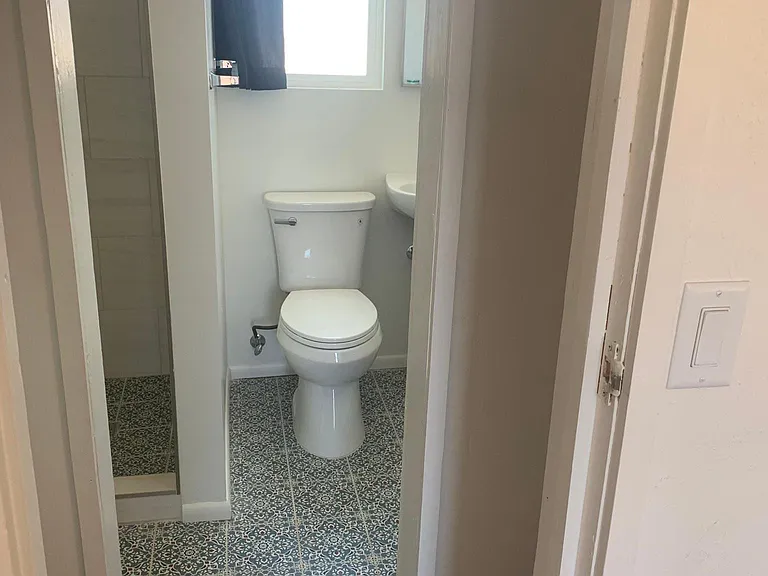 3908 S 15th Ave — Photo 14
