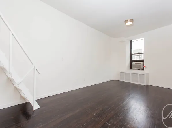 65 4th Avenue image 1 of 9