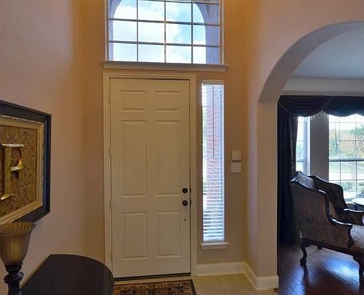 3rd image of 801 Robison Creek Dr