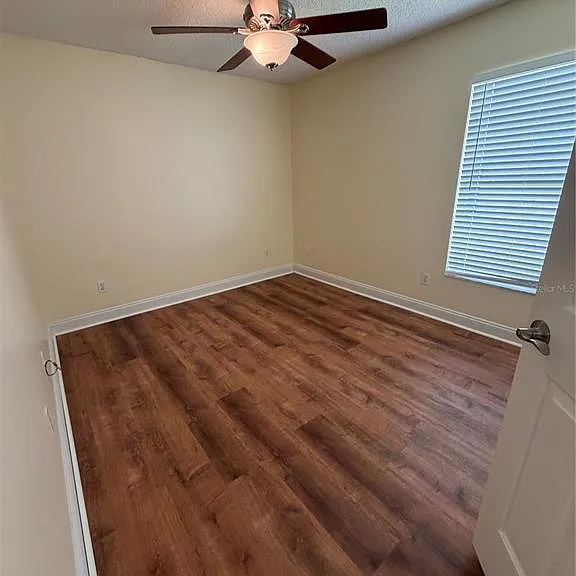 362 Lexingdale Dr — Photo 12
