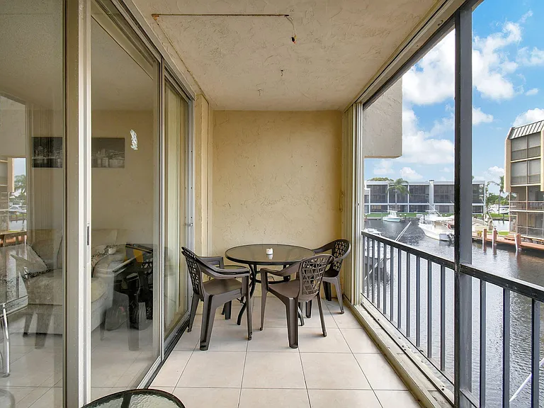 777 S Federal Hwy #202-H — Photo 9