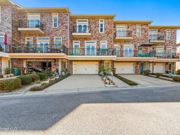 19 Oak Alley Ln, Long Beach, MS 39560