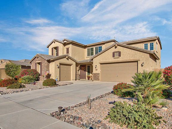 3rd image of 40946 W Desert Fairways Dr