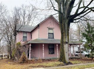 122 W Water St, Pendleton, IN 46064