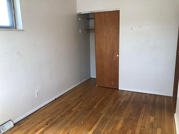 5th image of 2010 S Teralta Cir