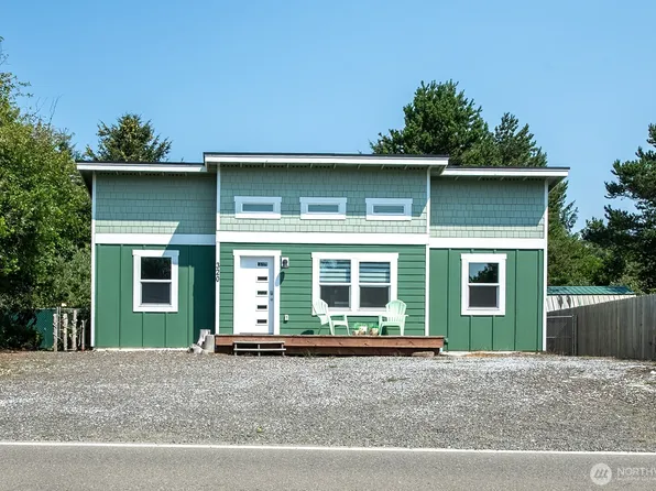 320 Marine View Drive SW, Ocean Shores, WA 98569