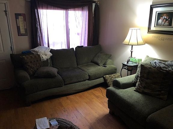 5th image of 2009 Berkshire Cir #15