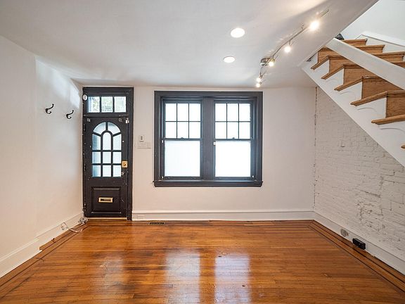 First Floor (cont'd)